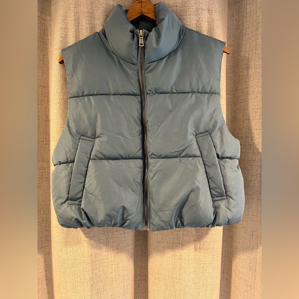 Double Zero light Blue Cropped Puffer Vest sz M
